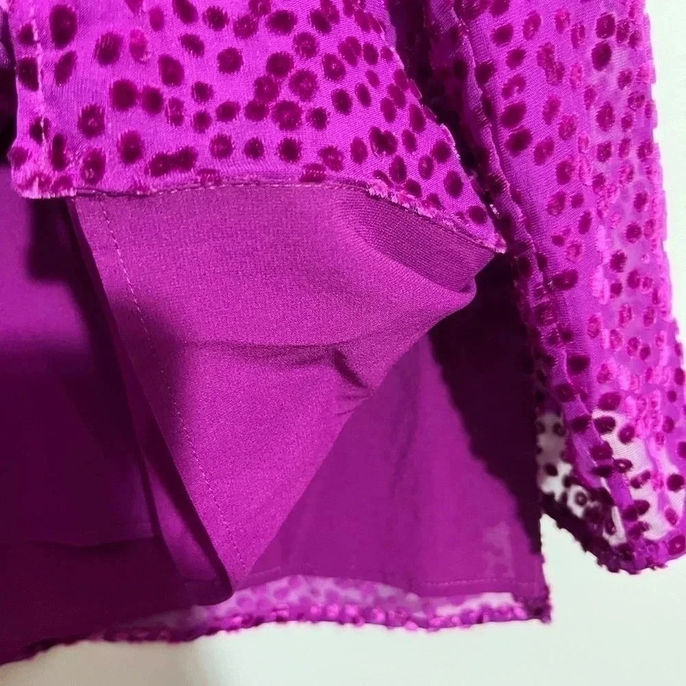 St John Magenta Purple Burnout Velvet Leopard Print Silk Blend Ruffle Blouse‎ L - Picture 6 of 7